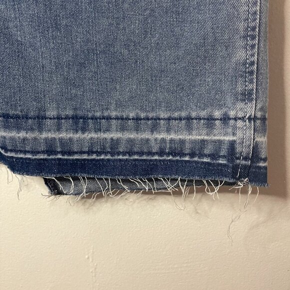 Vintage-Inspired Rewash High-Waist Maxi Skirt with Front Slit & Frayed Hem. - Picture 3 of 8